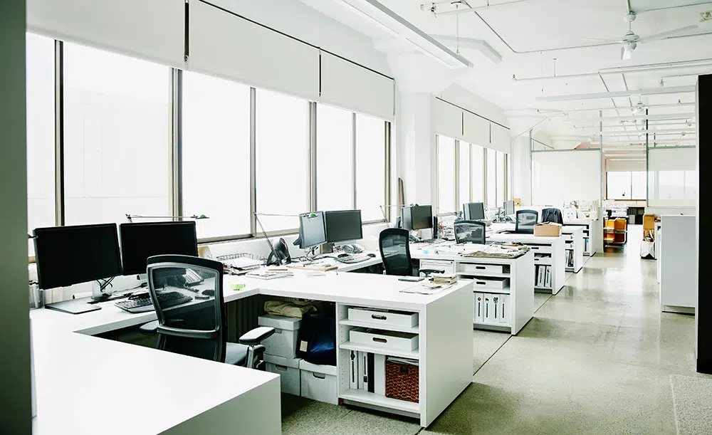 میز کارمندی