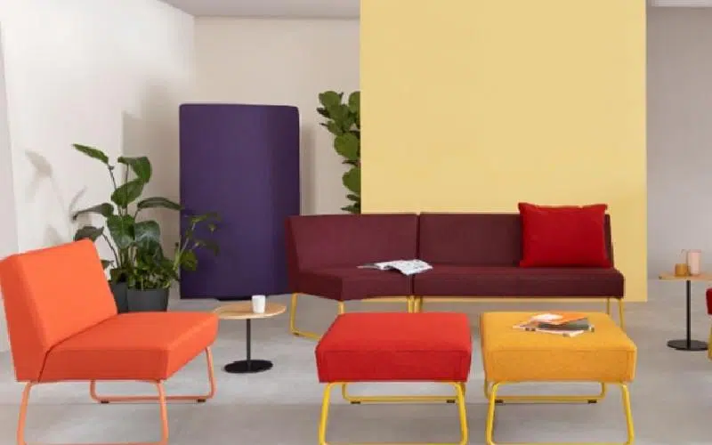 انواع مبل میزبان چیست